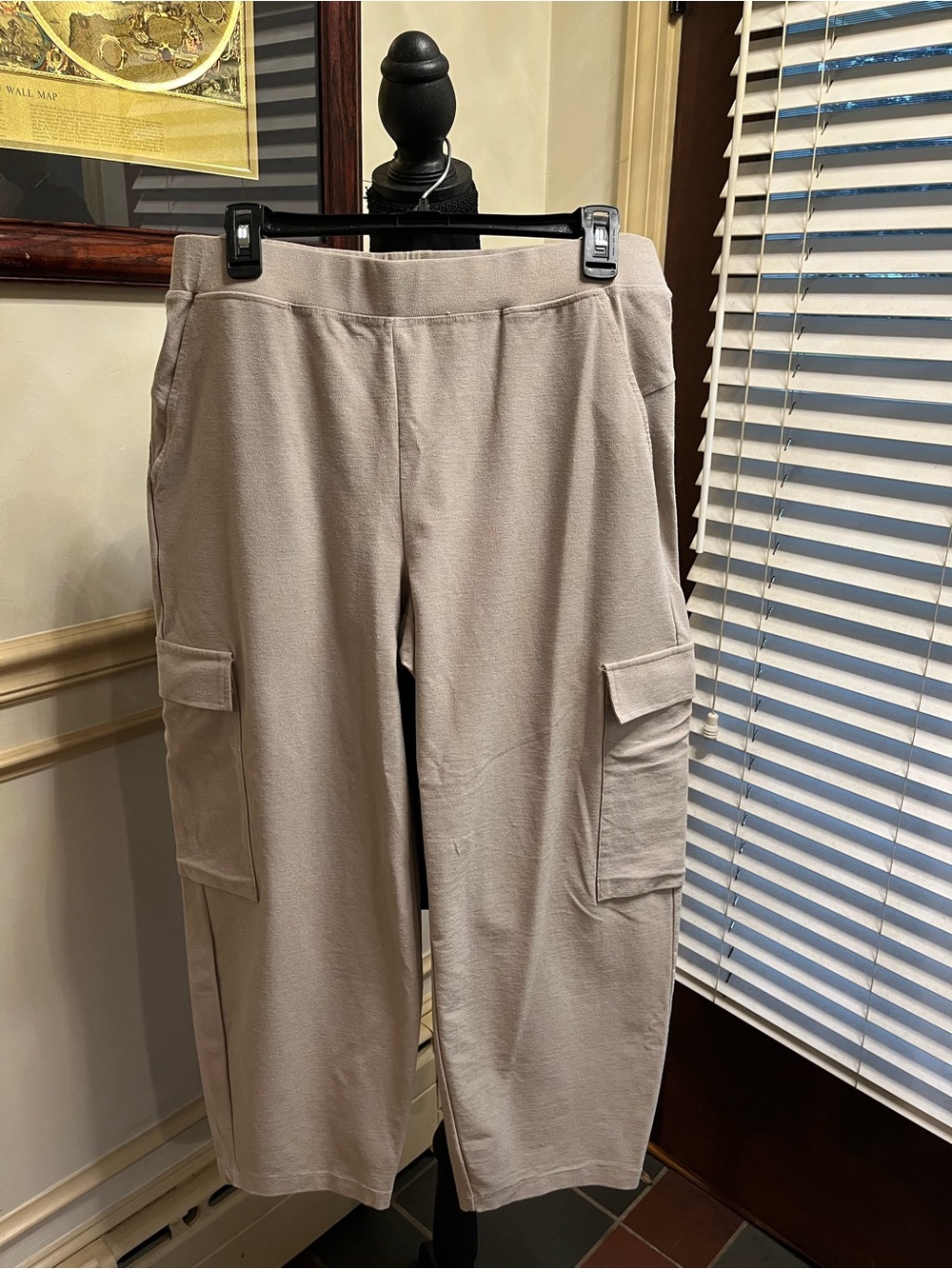 Eileen Fisher Wide-Leg Cargo Knit Pants in Light Taupe